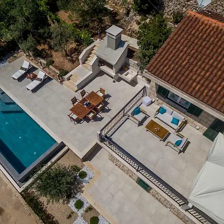 Vila Mika By The Beach